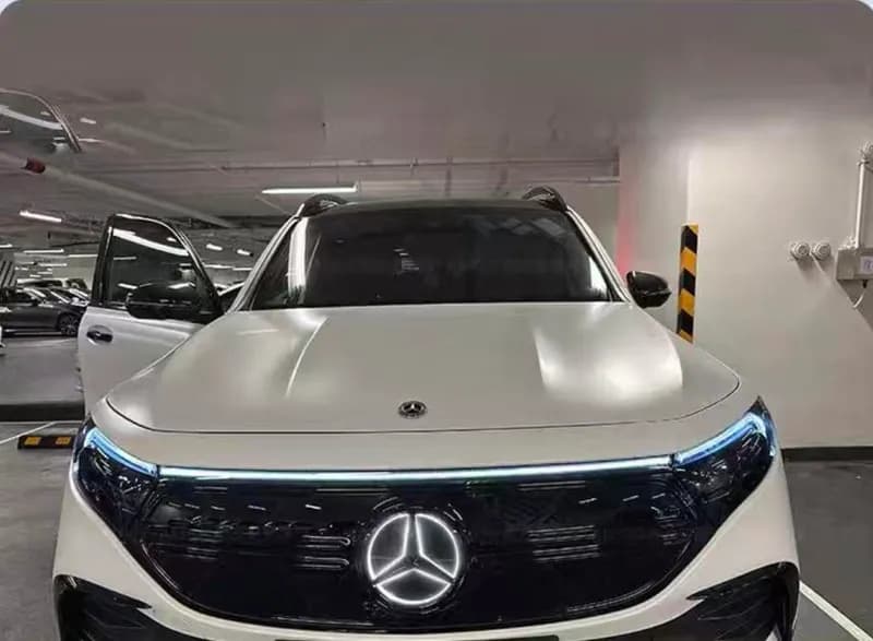 Logo avant lumineux Mercedes